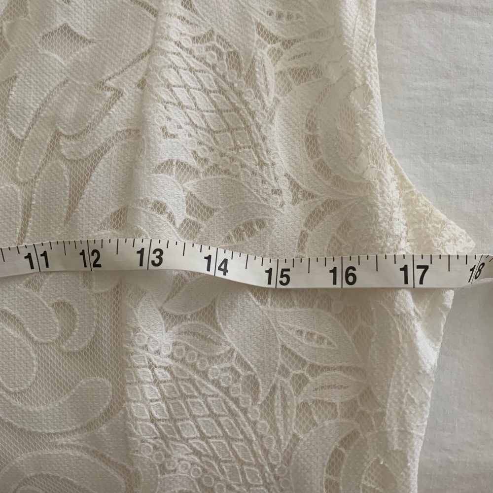 Dress - Picture 4 of 7